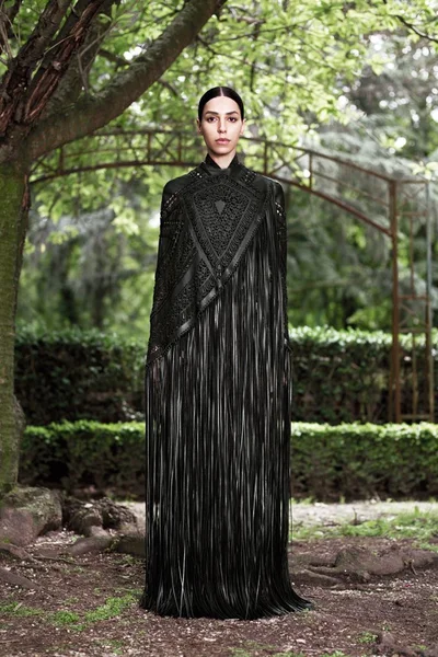 Look 3